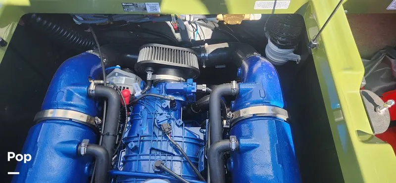 Slide: The Image of Mastercraft XT21 2022 - 12225451