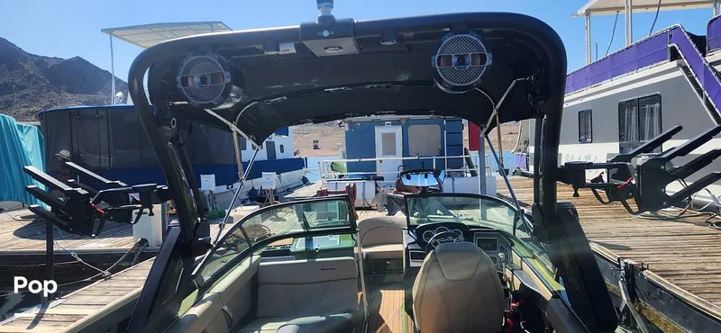 Slide: The Image of Mastercraft XT21 2022 - 12225455