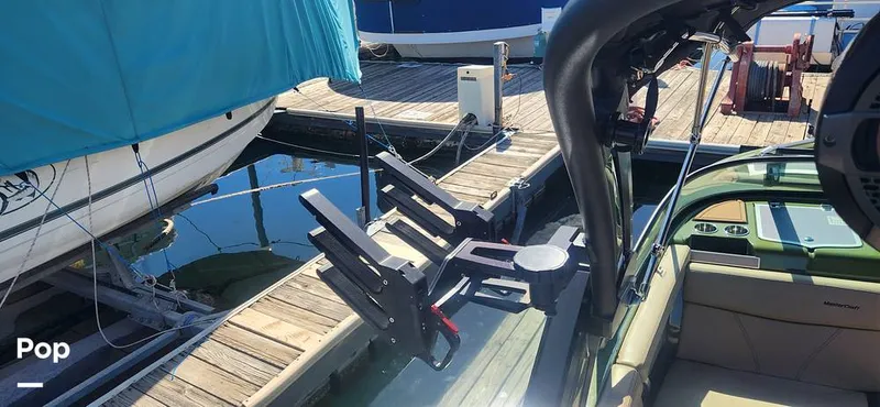 Slide: The Image of Mastercraft XT21 2022 - 12225461