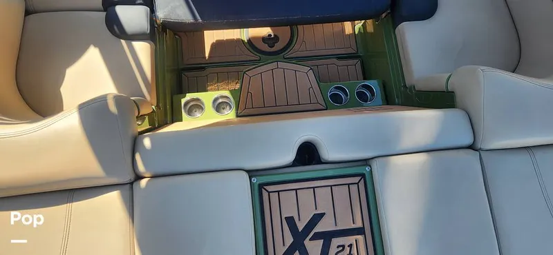 Slide: The Image of Mastercraft XT21 2022 - 12225462