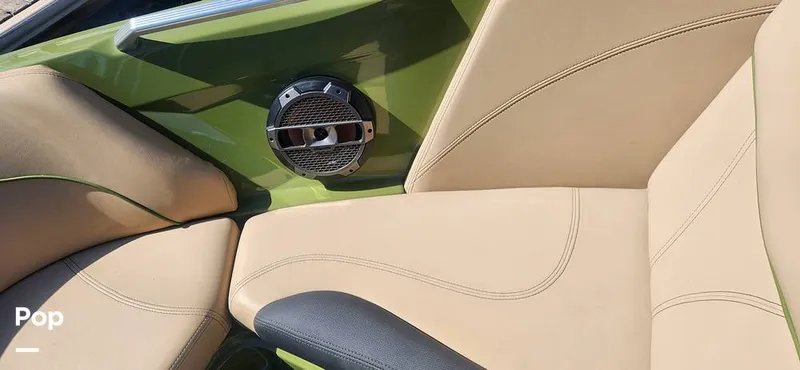 Slide: The Image of Mastercraft XT21 2022 - 12225481