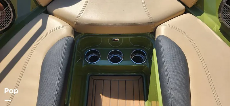 Slide: The Image of Mastercraft XT21 2022 - 12225483