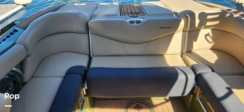 Slide: The Image of Mastercraft XT21 2022 - 12225486