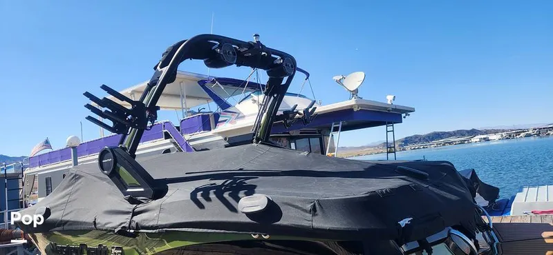 Slide: The Image of Mastercraft XT21 2022 - 12225508