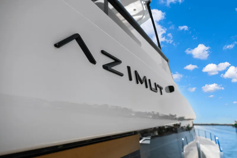 Slide: The Image of Azimut Magellano 60 2025 - 21