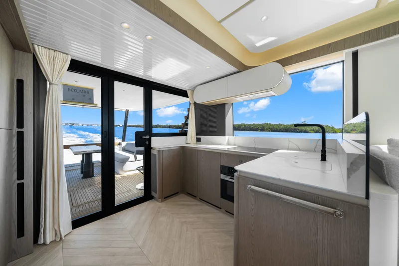 Slide: The Image of Azimut Magellano 60 2025 - 41