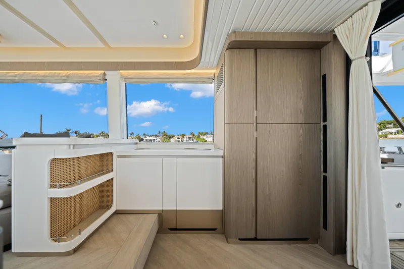 Slide: The Image of Azimut Magellano 60 2025 - 44