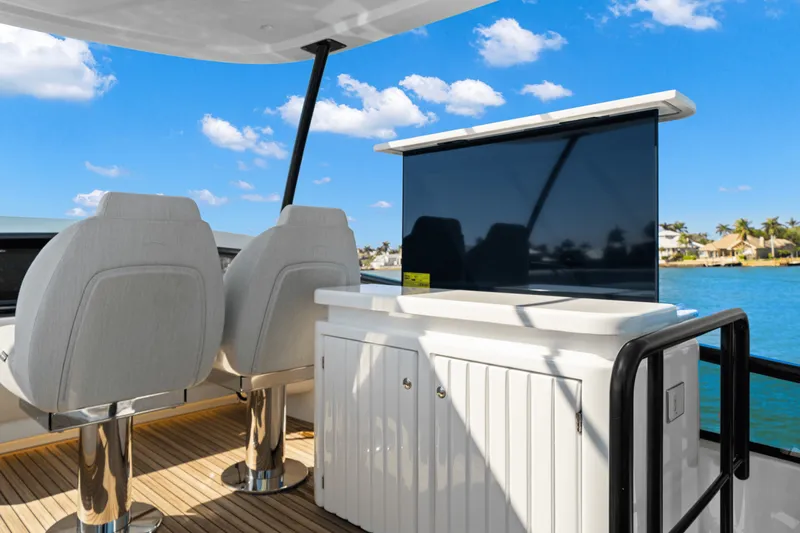 Slide: The Image of Azimut Magellano 60 2025 - 50