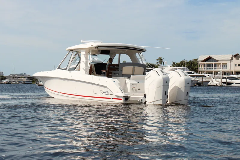 Slide: The Image of Boston Whaler 380 Realm 2025 - 3