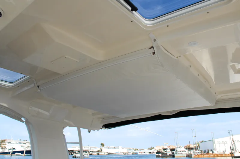 Slide: The Image of Boston Whaler 380 Realm 2025 - 45