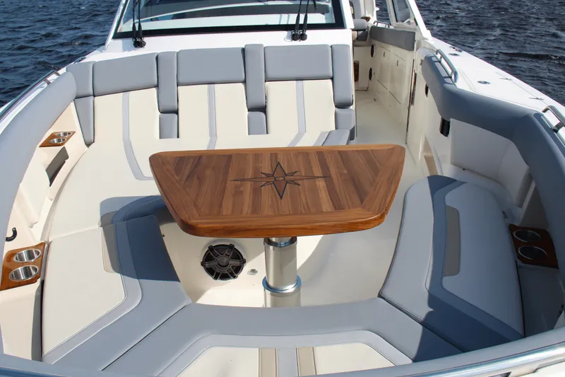 Slide: The Image of Boston Whaler 380 Realm 2025 - 60