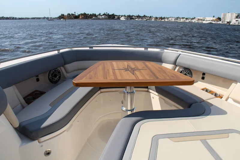 Slide: The Image of Boston Whaler 380 Realm 2025 - 63