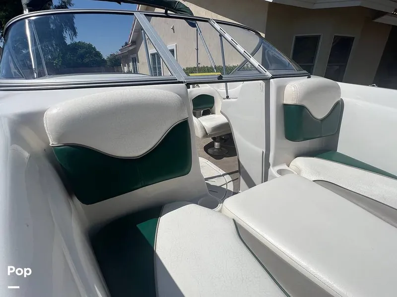 Slide: The Image of Bow Backrest - 12467501