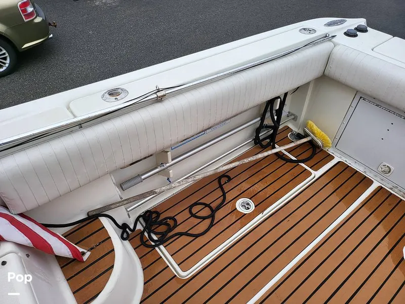 Slide: The Image of Hydra-Sports Vector 2800 Walkaround 2003 - 12399960