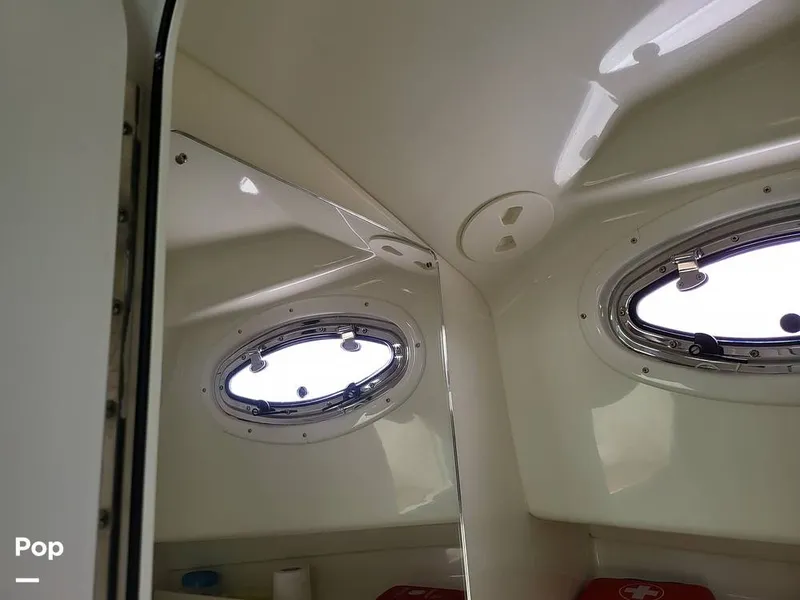 Slide: The Image of Hydra-Sports Vector 2800 Walkaround 2003 - 12399945