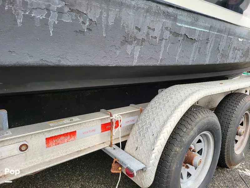 Slide: The Image of Hydra-Sports Vector 2800 Walkaround 2003 - 12399749