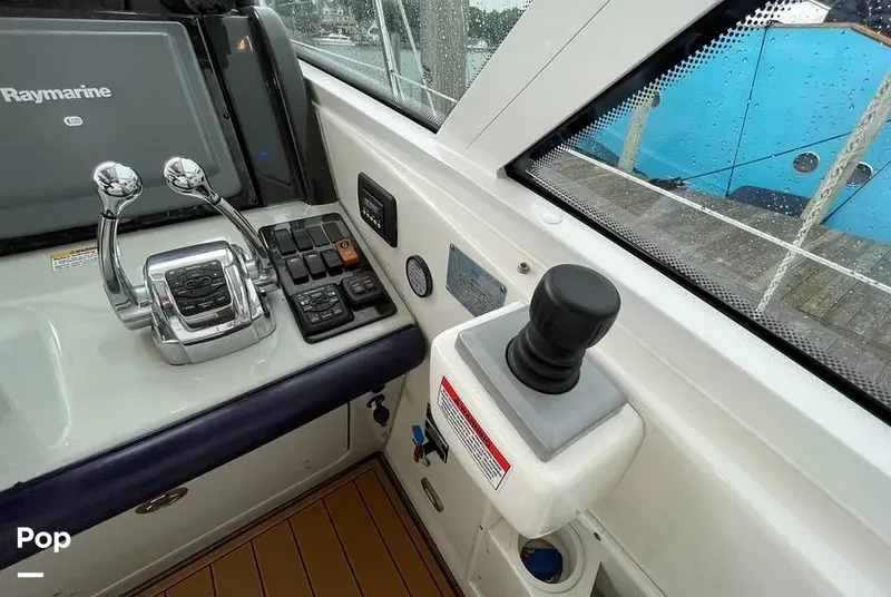 Slide: The Image of Sea Ray 500 Sundancer 2010 - 15889718