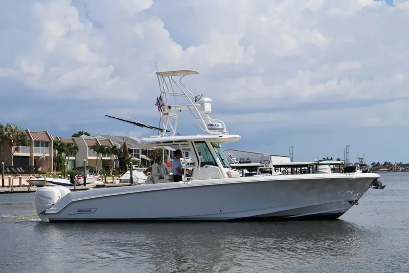 Slide: The Image of Boston Whaler 330 Outrage 2018 - 3