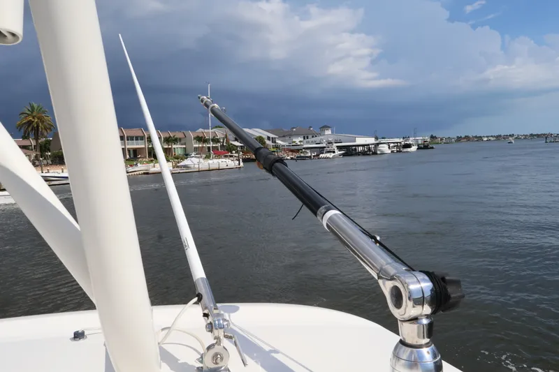 Slide: The Image of Boston Whaler 330 Outrage 2018 - 47