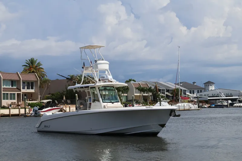 The Image of Boston Whaler 330 Outrage 2018 - 0