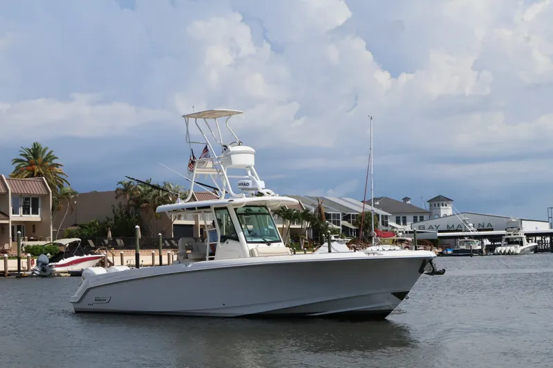 Slide: The Image of Boston Whaler 330 Outrage 2018 - 1