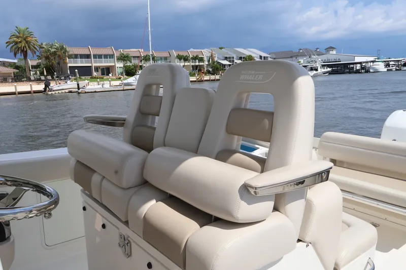 Slide: The Image of Boston Whaler 330 Outrage 2018 - 22