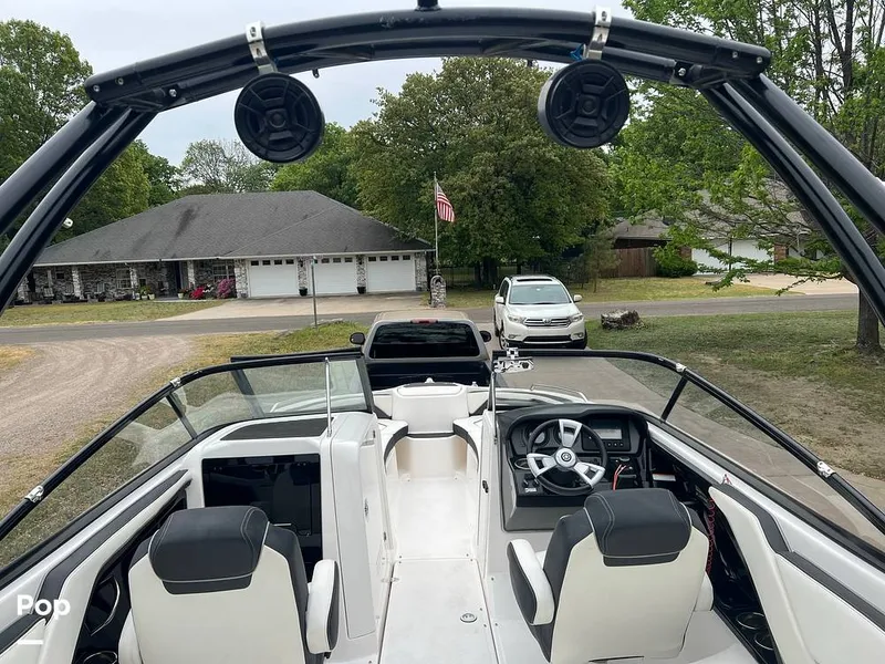 Slide: The Image of Towewr With Speakers - 12340131