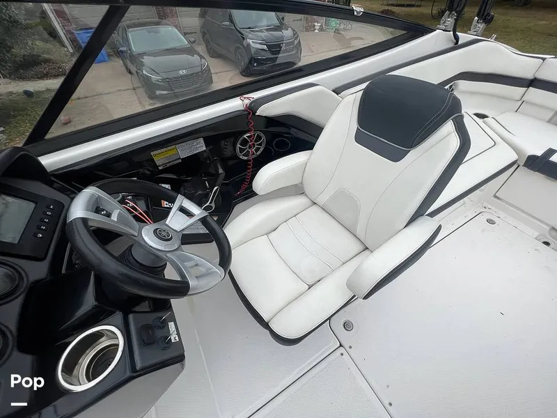 Slide: The Image of Captains Seat - 12339855