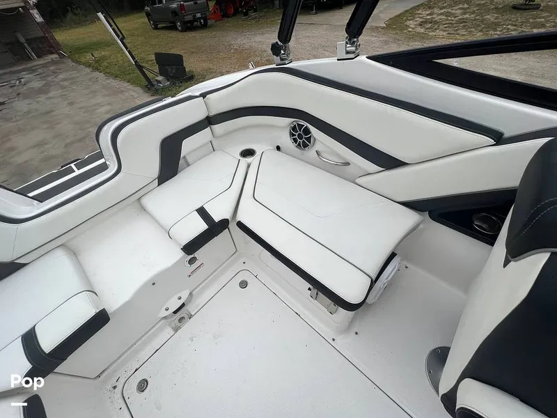 Slide: The Image of Stern Passenger Seating With Storage - 12339859