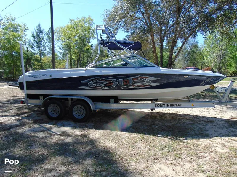Slide: The Image of 2004 Mastercraft X30 Wakeboard Edition - 12176764