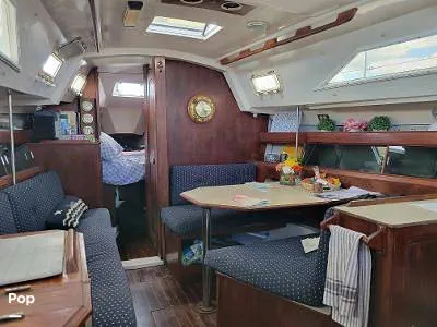 Slide: The Image of Hunter 31 1983 - 12116729