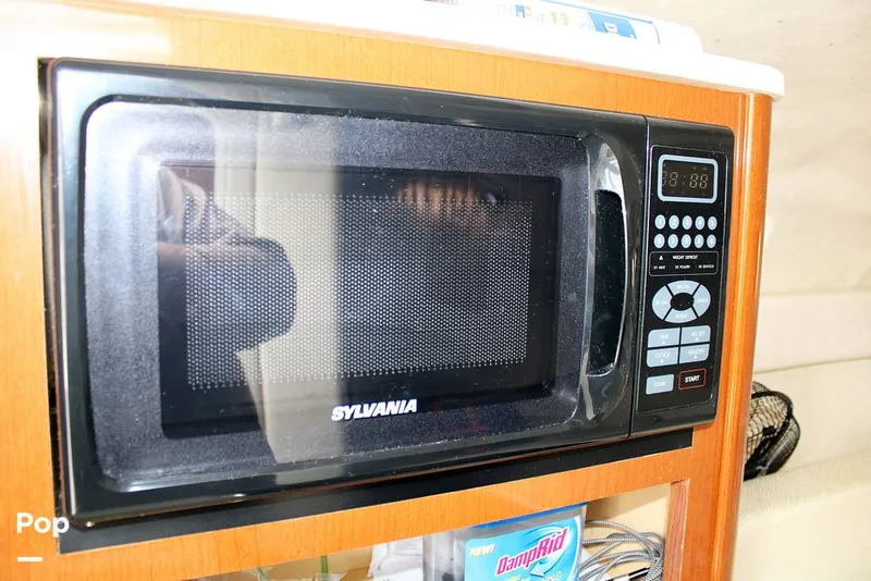 Slide: The Image of Sea Ray 240 Sundancer 2008 - 12203622