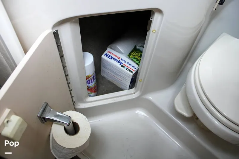 Slide: The Image of Sea Ray 240 Sundancer 2008 - 12203638