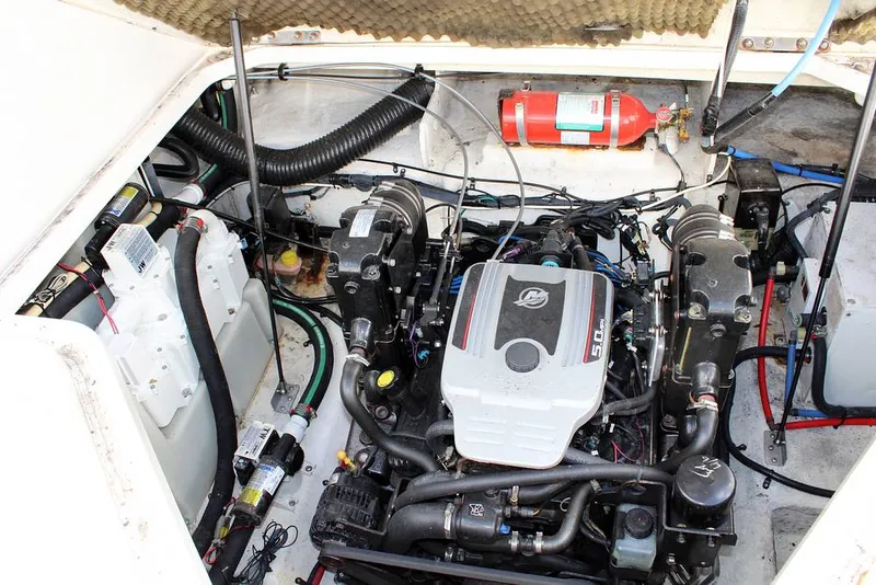 Slide: The Image of Sea Ray 240 Sundancer 2008 - 12203662