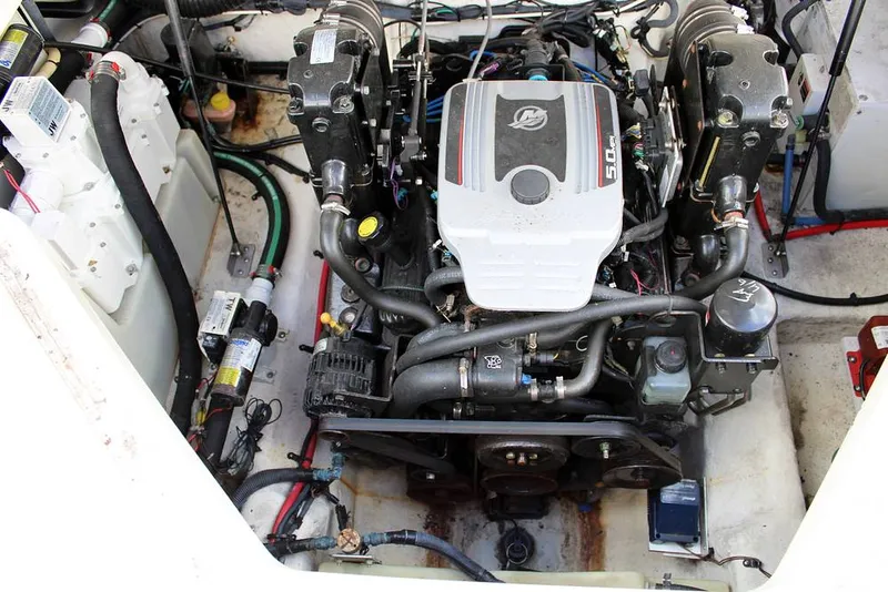 Slide: The Image of Sea Ray 240 Sundancer 2008 - 12203664