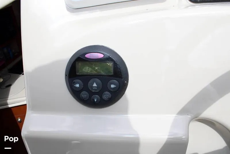 Slide: The Image of Sea Ray 240 Sundancer 2008 - 12203585