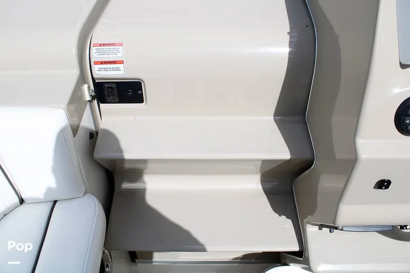 Slide: The Image of Sea Ray 240 Sundancer 2008 - 12203605