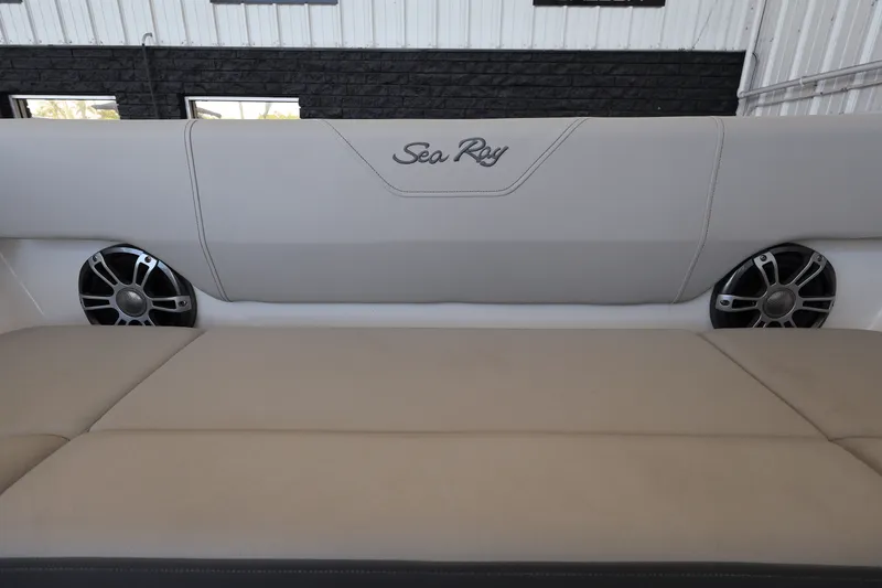 Slide: The Image of Sea Ray SDX 270 Outboard 2025 - 26