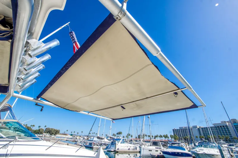 Slide: The Image of Boston Whaler 305 Conquest 2005 - 9