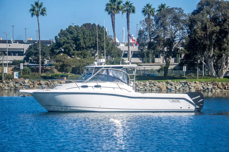 Slide: The Image of Boston Whaler 305 Conquest 2005 - 23