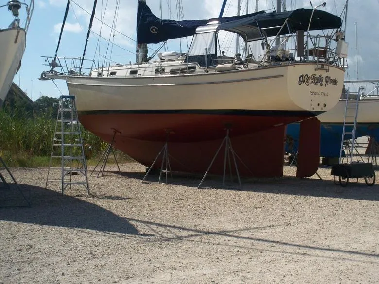 Slide: The Image of On the hard new bottom paint 2020 - 24