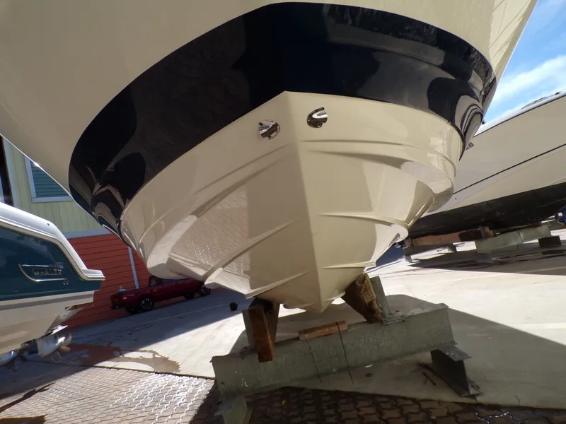 Slide: The Image of Sea Ray SDX 270 2022 - 7