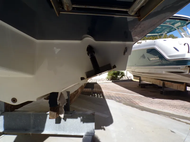 Slide: The Image of Sea Ray SDX 270 2022 - 70