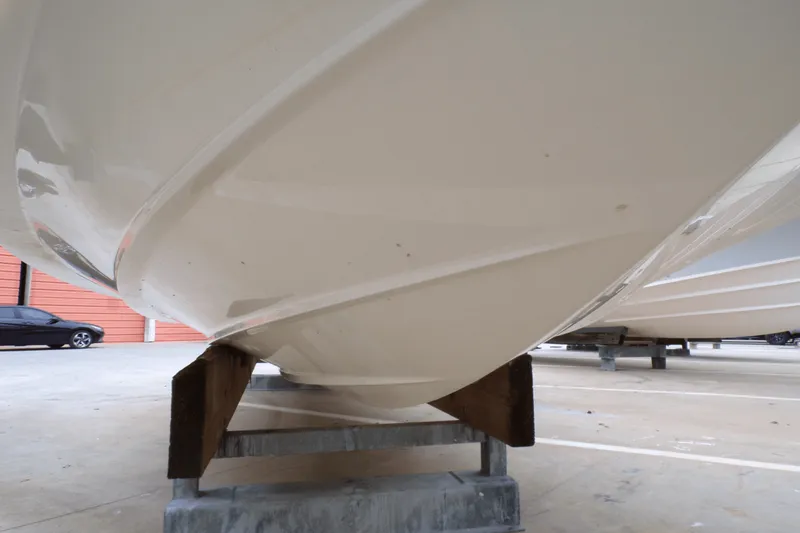 Slide: The Image of Sea Ray SDX 270 2022 - 8