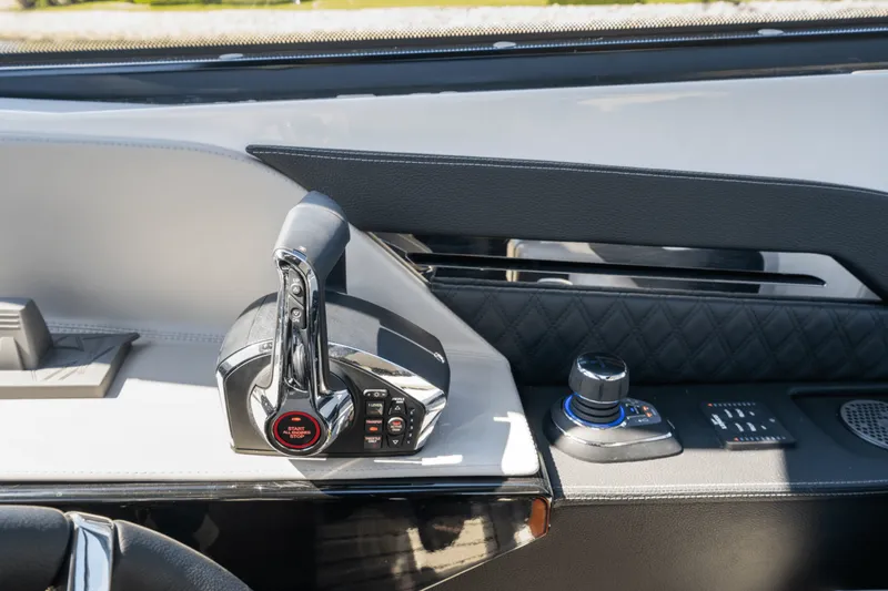 Slide: The Image of Cruisers Yachts 50 GLS Outboard 2025 - 20