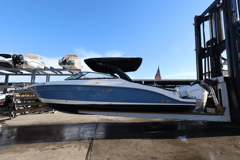 The Image of Sea Ray SLX 280 2025 - 0