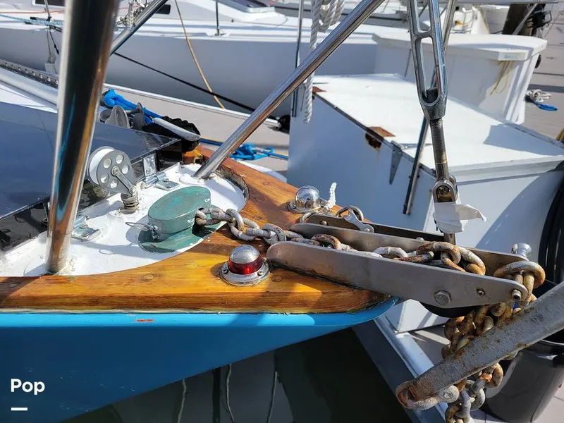 Slide: The Image of Islander 30 Bahama 1975 - 12189080
