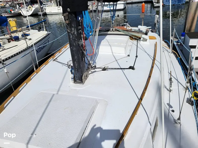 Slide: The Image of Islander 30 Bahama 1975 - 12189106