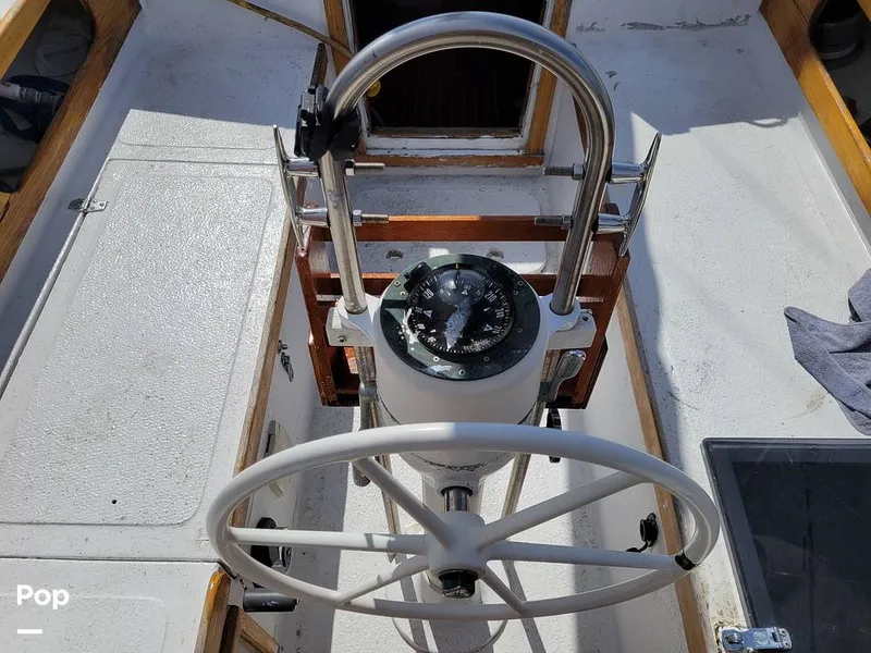 Slide: The Image of Islander 30 Bahama 1975 - 12189116