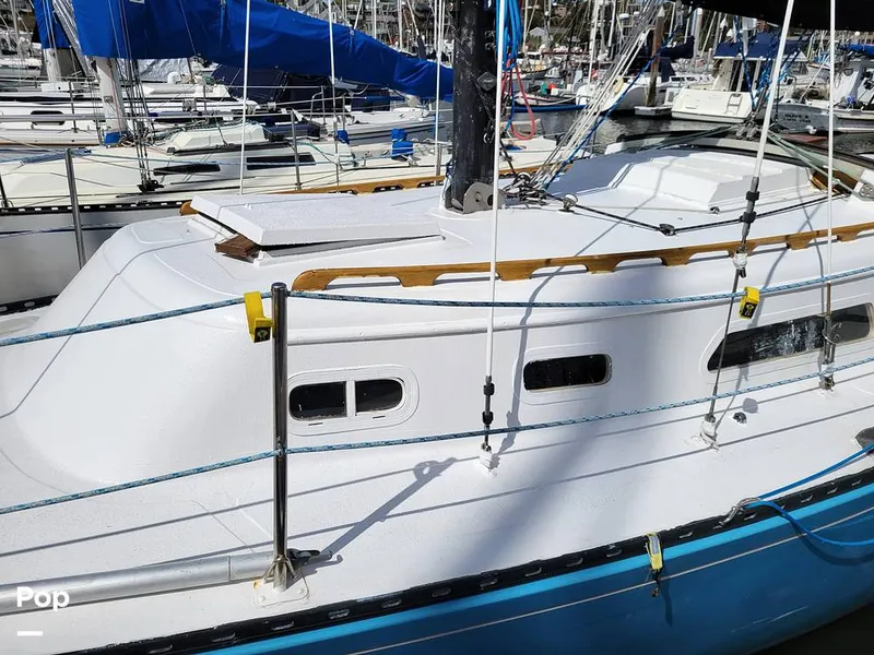 Slide: The Image of Islander 30 Bahama 1975 - 12189087